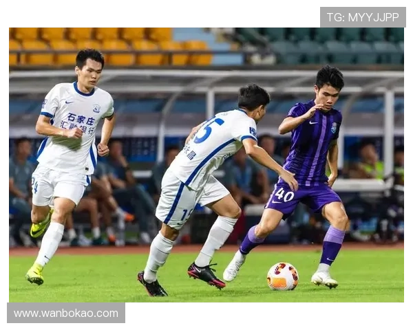 武汉羽毛球队以73分稳居冠军赛积分榜首位展现强劲实力