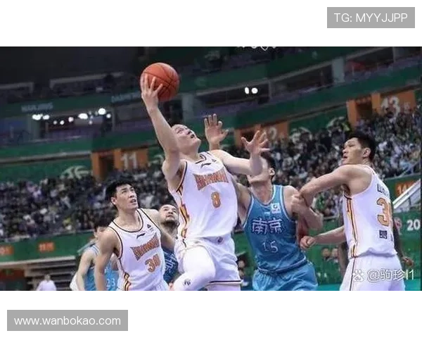 赛后分析:北京篮球队与武汉篮球队的战术对决与启示 赛后分析:北京篮球队与武汉篮球队的战术对决与启示