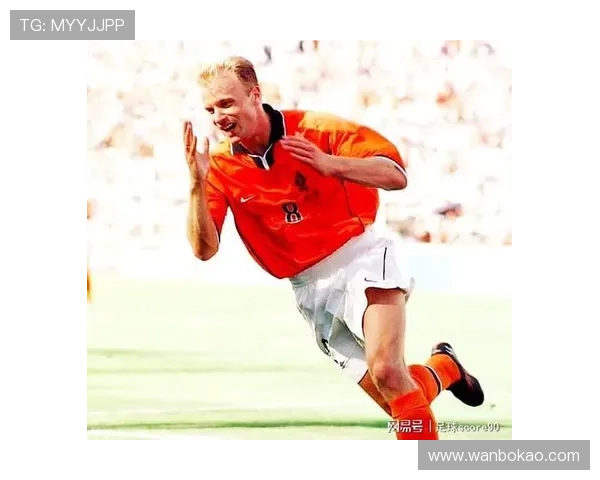 足球场上的爱与恨：一位足球明星的情感纠葛与成长之路